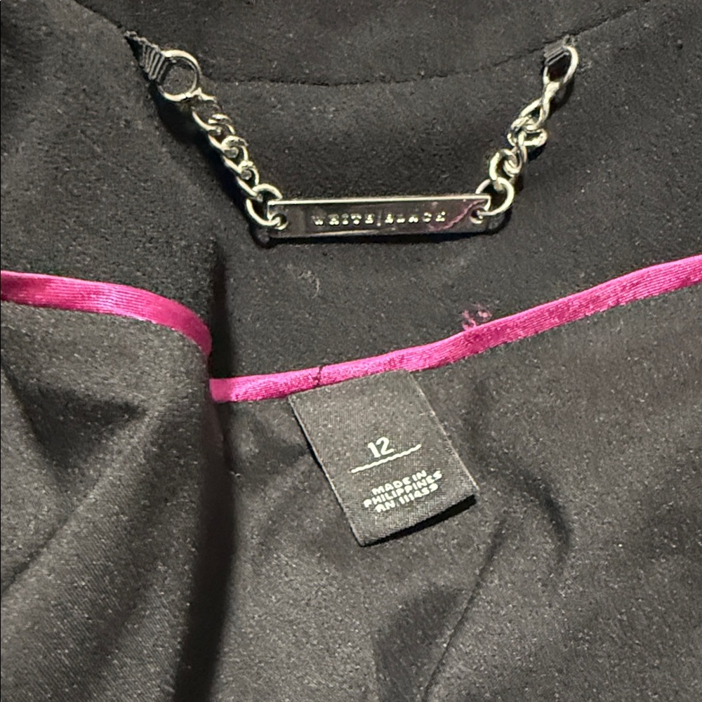 White House Black Market Classic Black Blazer - Picture 6 of 6